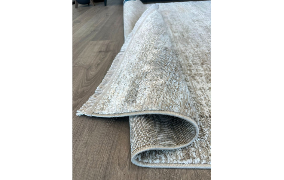 HL 708_CREAM Беллуччи